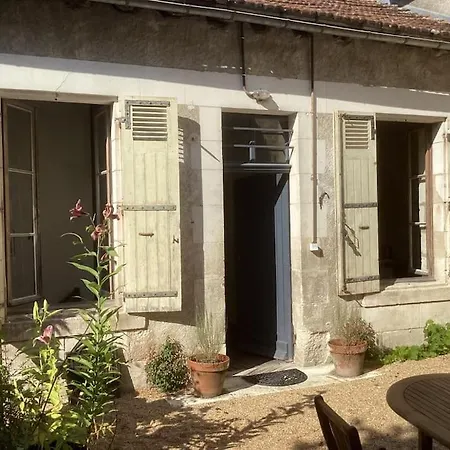 Agreable Maison Avec Jardin Dans Le Centre Historique De *